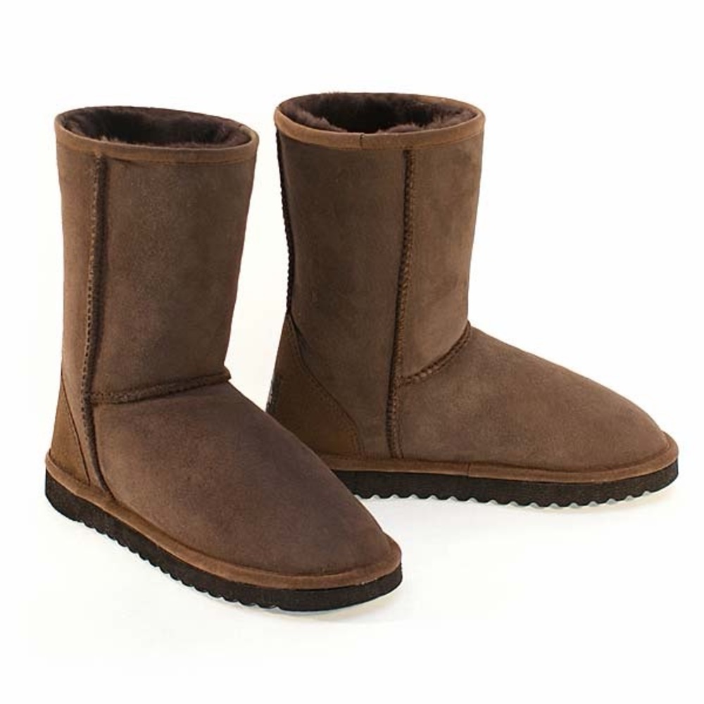Ugg Australia classic short chocolate brown boots